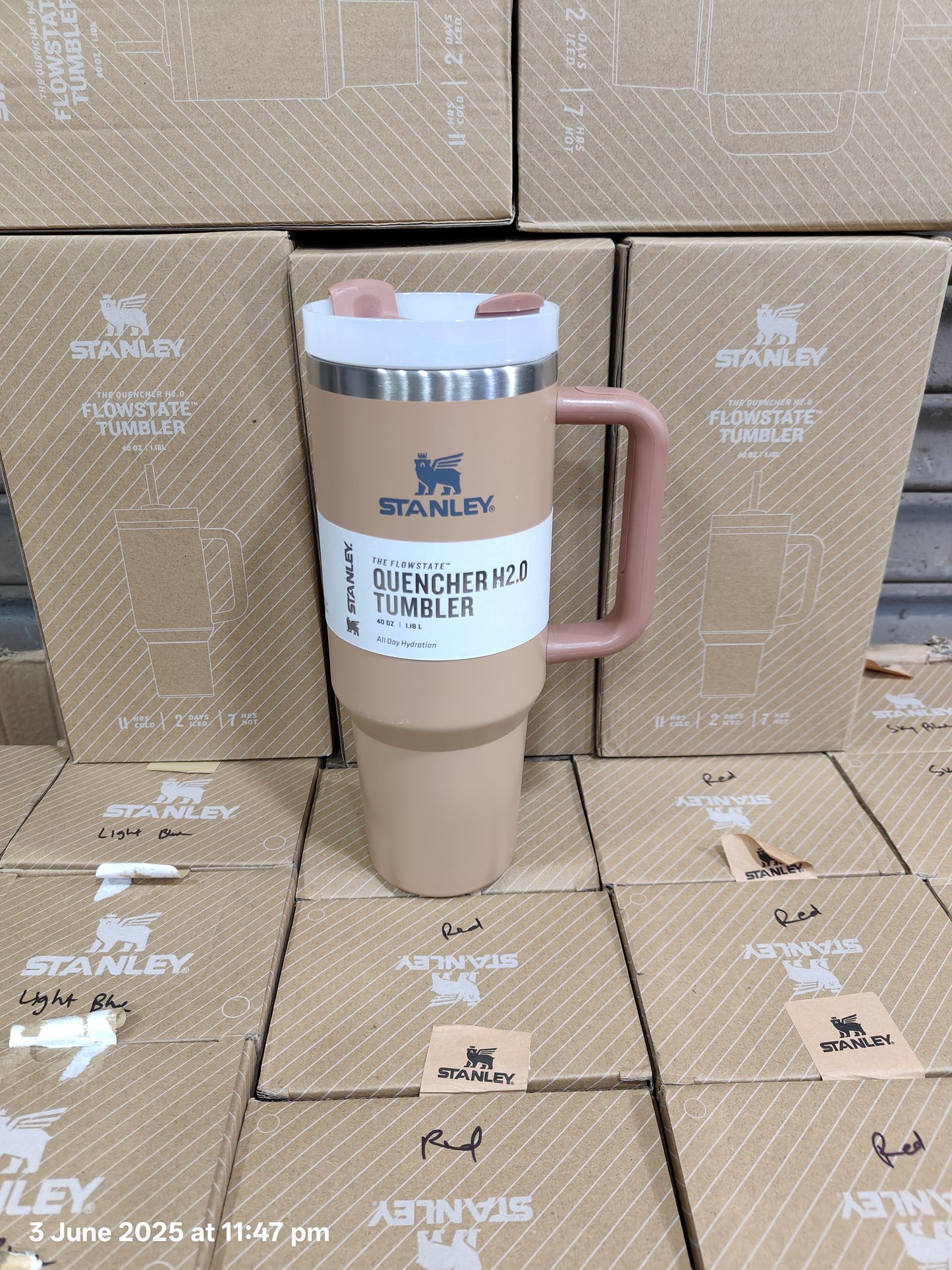 Stanley Tumbler Brown Colour