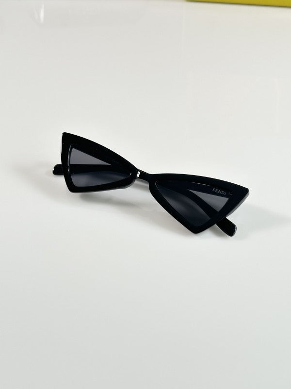 Fendi_WMNS_208_Black