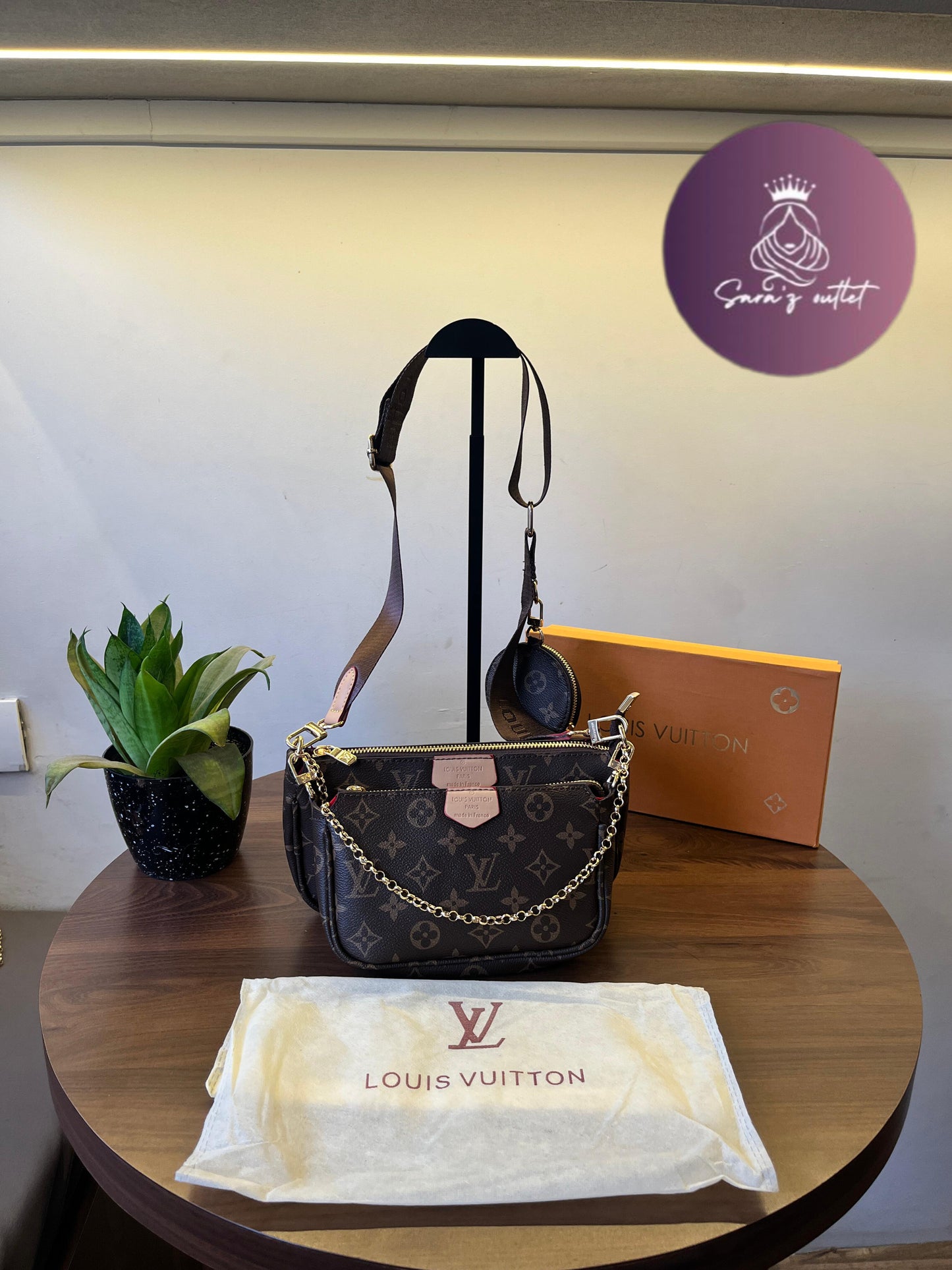 LV POCHETTE BROWN