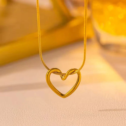 Loveray Heart Pendant Necklace
