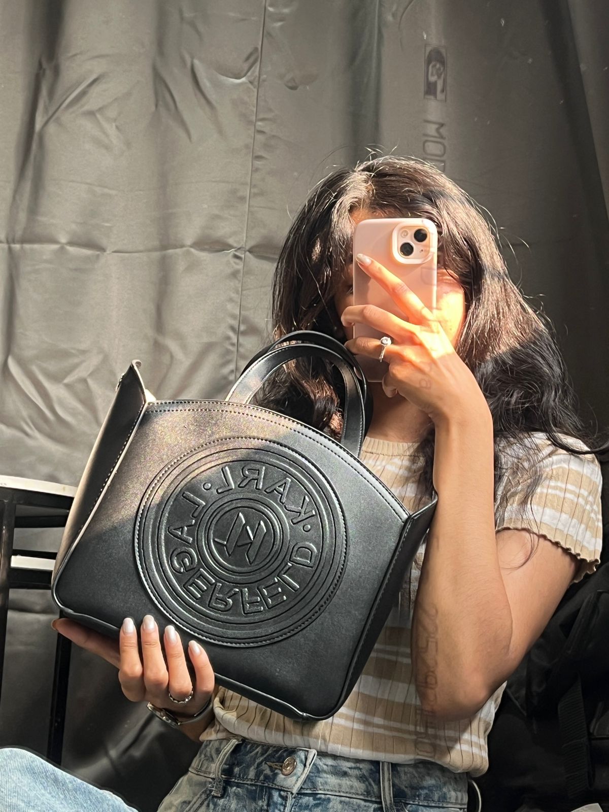 Kaxl_Lagerfeld Field Tote