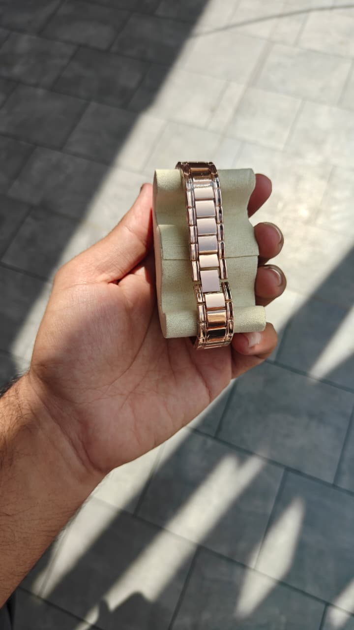 Classisc_Rlx_GreenDial