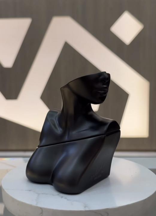 Billie Eilish Perfume Eilish Seductive  Black