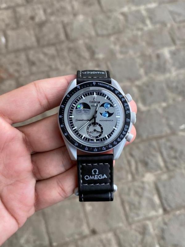 Omeg_a Watch
